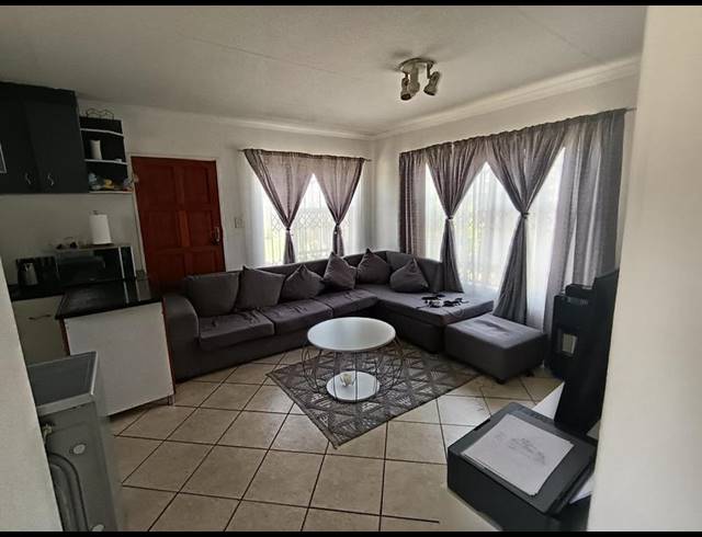3 BEDROOM PROPERTY TO RENT IN KIBLER PARK